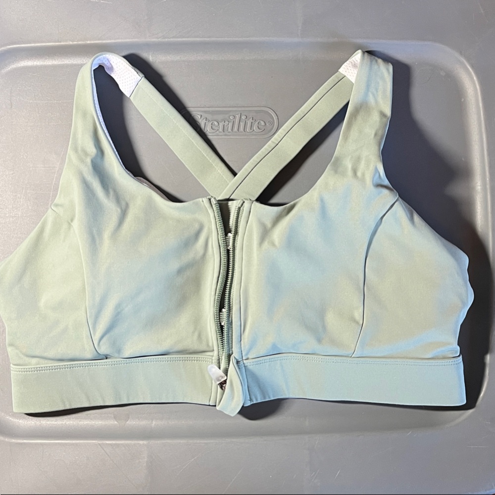 Light Green Sports Bra